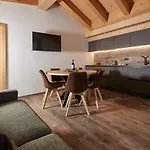 アパート Al Bait Ross ボルミオ